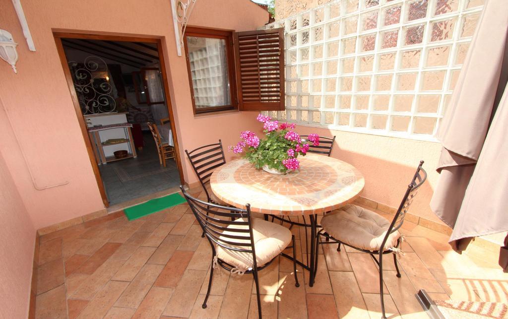Apartments Villa Lucu Rovinj Exterior foto
