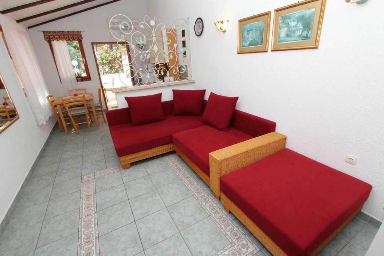 Apartments Villa Lucu Rovinj Exterior foto