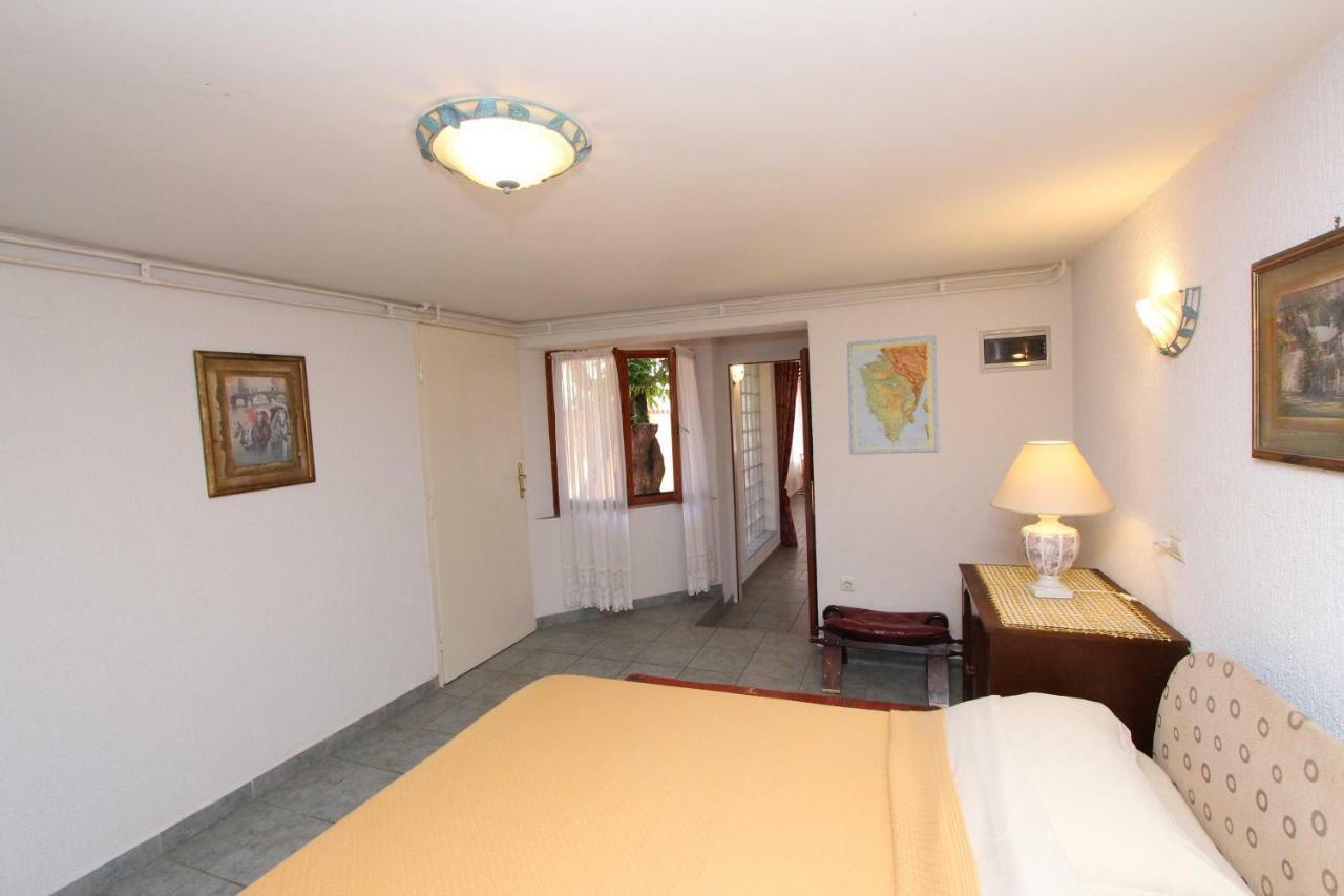Apartments Villa Lucu Rovinj Habitación foto